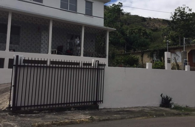 Duplex House - Apt B Available Jan 2022