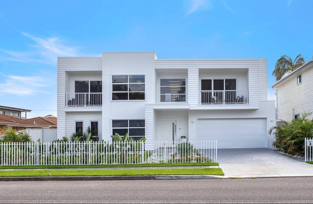 'E RETREAT on Archbold' by Accom Holidays