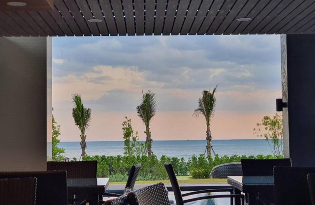 E234 Escape Beachfront Condominium