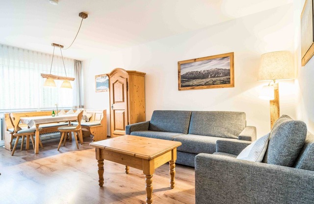 E4 Classic apartment*, 53sqm, balcony, suitable for allergy sufferers