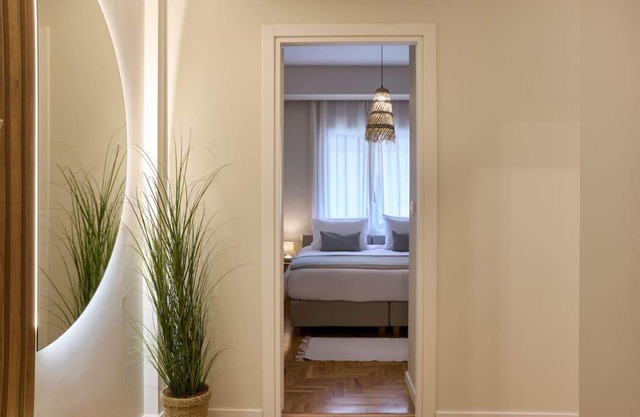 Earthy Comfort 2bd Apt With Koukaki Views