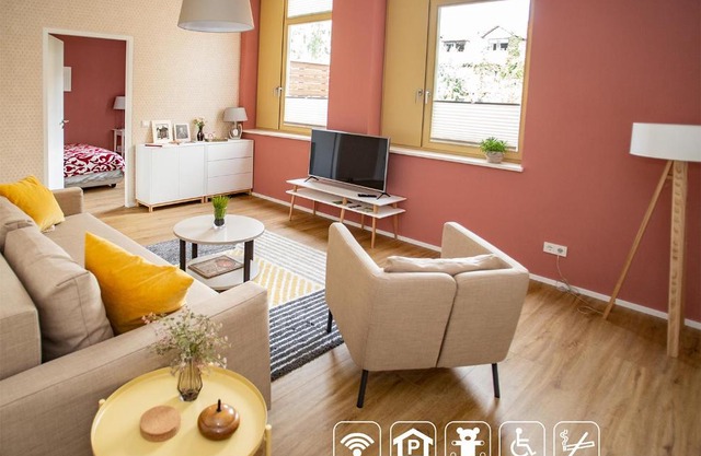 Eckhof Domizil - Großzügige Ferienwohnung mit kleinem Garten in der Altstadt von Gotha