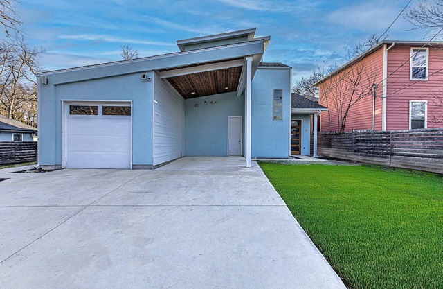 Eclectic 6 BDR for 20, Mins to 6th St & DT!