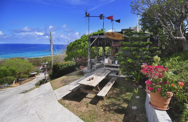 Eco Cottage walking distance to the beach