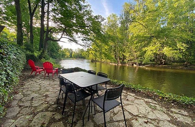 Eco-friendly riverfront home. Close to Ann Arbor and on the Huron River!
