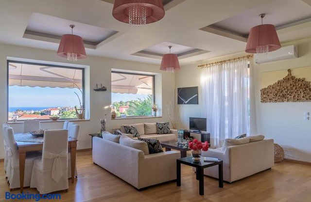 Eco Villa Makri