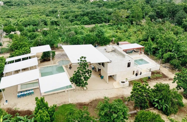 Ecotourism complex of relaxation and nature in the heart of Yucatan.