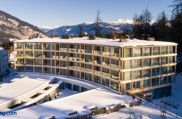Edelweiss Mountain Suites 07-06