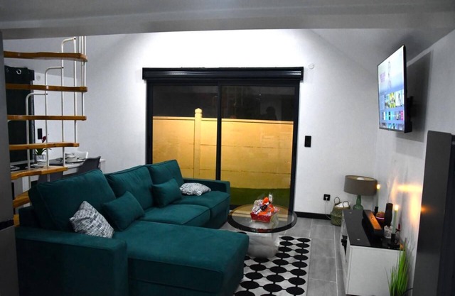 Eden House 5 minutes from Falaise, 25 minutes from Clecy and Caen