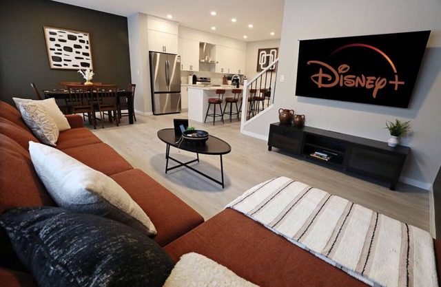Edgemont Retreat|A/C|River Cree|WEM|Disney+