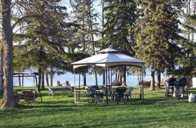 Edgewater Motel and Campground