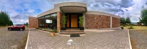 El Chasqui Guest House