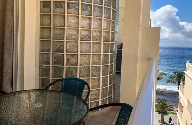 El Faro 4 Apartment