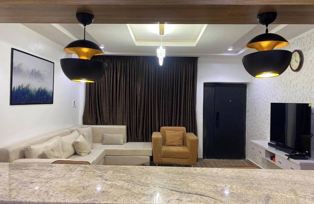 El-Mak Luxury Homes