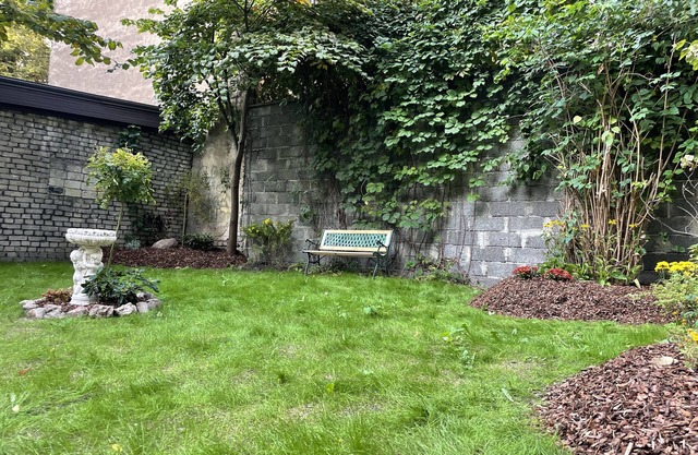 Elegant 1Br/Ba Apt in City Center w free parking