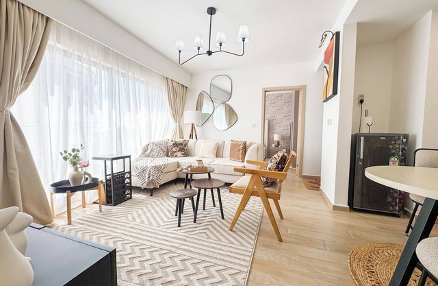 Elegant 2 bedroom Apartment by Mombasa rd near Airport and National park