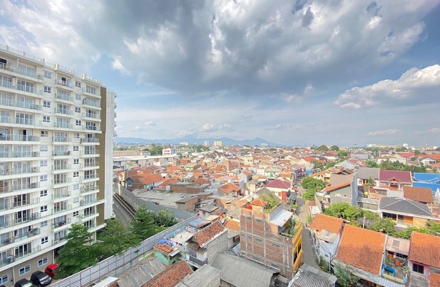 Elegant 2Br Apartment at Gateway Pasteur Near Pasteur Exit Toll