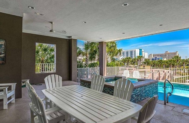 Elegant 5-Bedroom Haven | Spa. Private Pool. Gym.