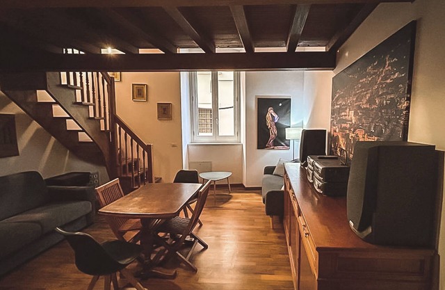 Elegant apartment in historic center