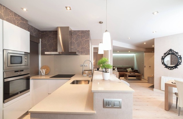 Elegant Central Apartment