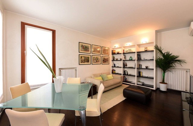 Elegant designer apartment in the historic center