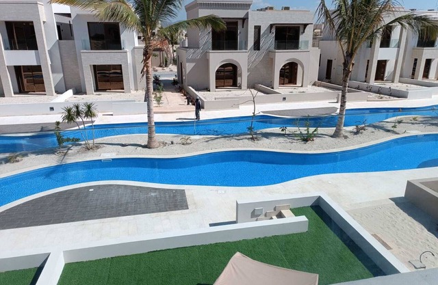 Elegant Studio with Pool Views