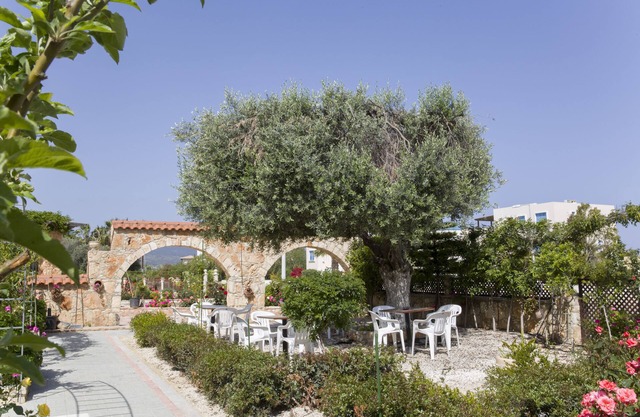 Eliofos Elegant Maisonettes