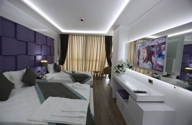 Elips Royal Hotel & Spa