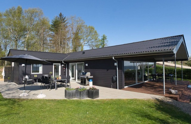 "Elissa" - 50m to the inlet by Interhome