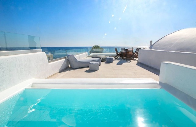 Elite Santorini Villa Aegean Melody Suites 3 Bedroom Outdoor Jacuzzi Vlyxada