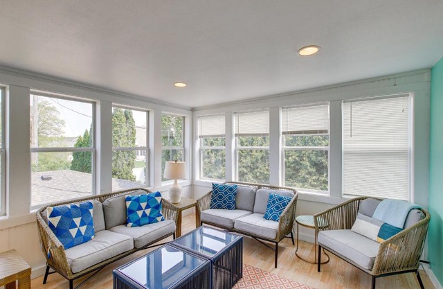 Elkhart Lake Vacation Rental 3 Mi to Road America!
