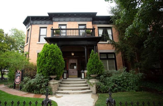 Ellerbeck Mansion Bed & Breakfast