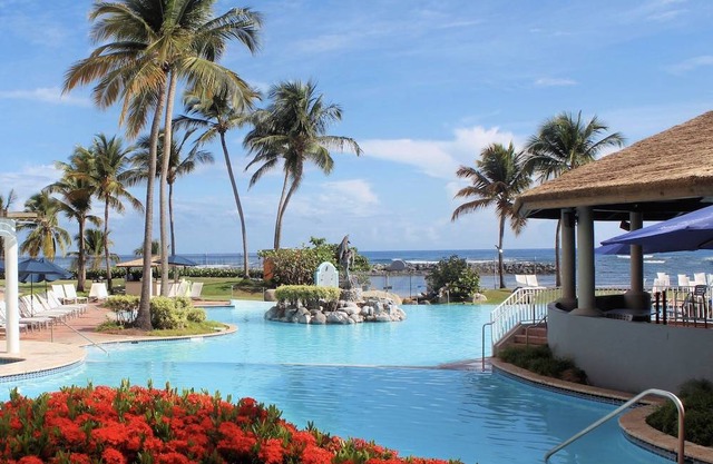 Embassy Suites by Hilton Dorado del Mar Beach Resort