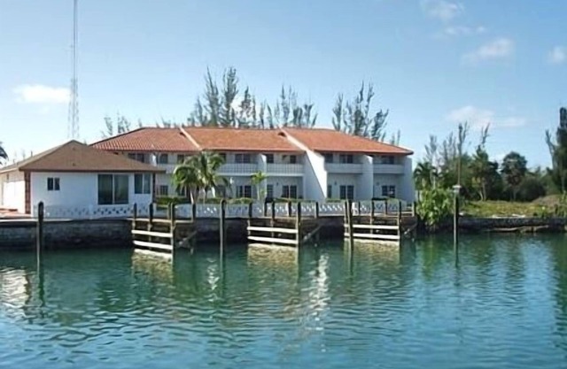 Emerald Cay Condo-Our Jewel in Paradise- Taino Beach-Lucaya
