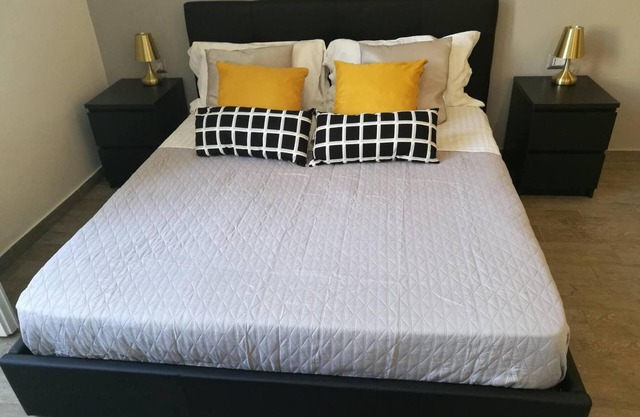 EmyJo Central B&B