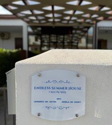 Endless Summer House