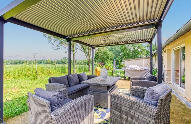 Enjoy a relaxing and pleasant vacation in this tasteful and individual vacation apartment.