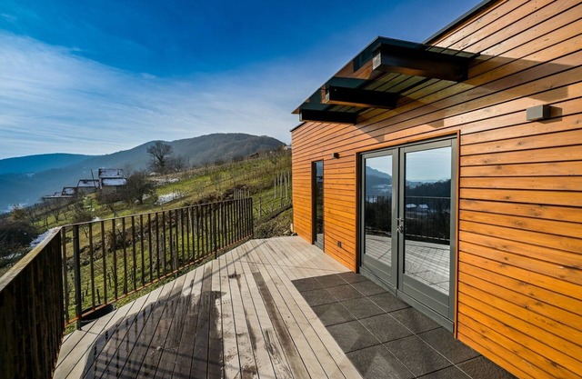 Enjoy and relax with a magnificent view in our wellness sauna house!