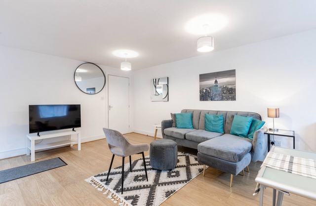 Enjoy Summer Holiday @ Fully Equipped 1BR Apt