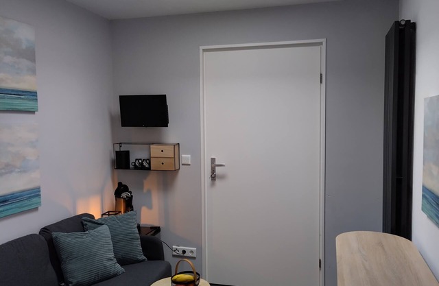 Enjoy the Beach and Domburg 18m2- very nice, charming room central and quiet