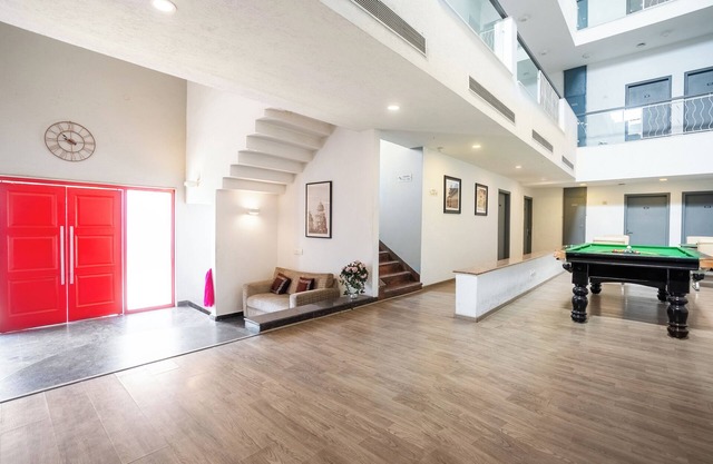 Enkay Residency Sector 15