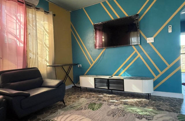 Entire 3 Bedroom at Lonely Hill Apartment