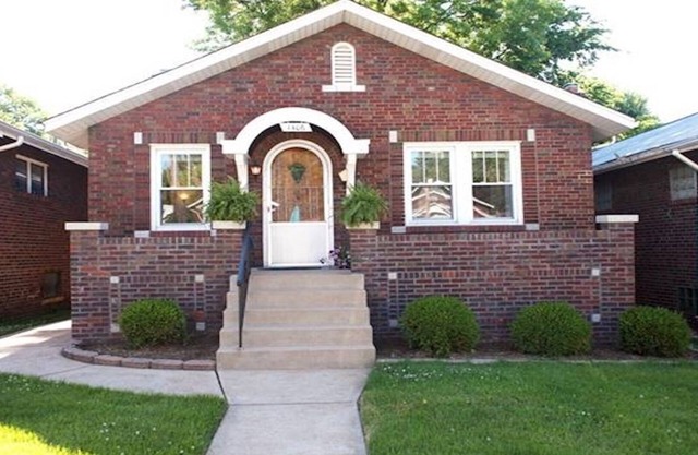 Entire Dogtown House near Zoo, Forest Park and Wash U