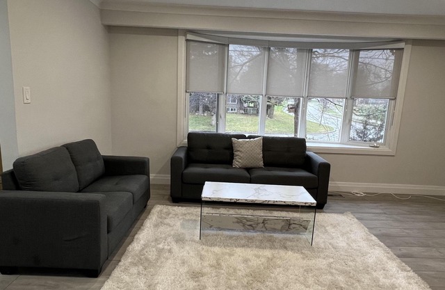 Entire Upper Suite. Newtonbrook Updated Suite.