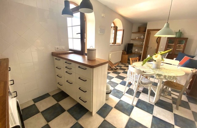 Entorno Rural Casita El Trisquel 18002