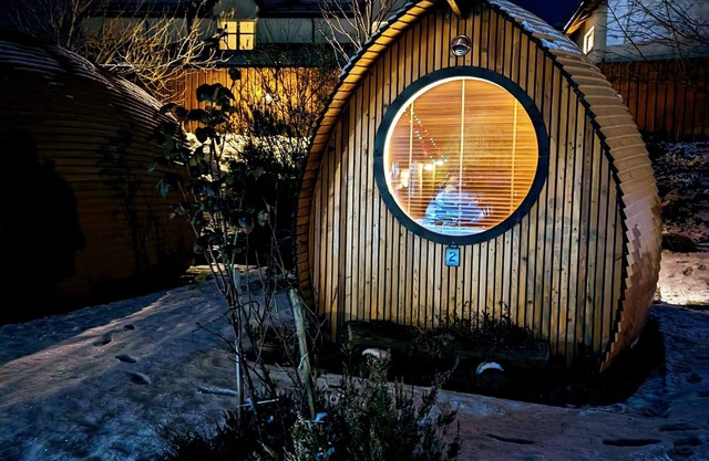 Eriskay Guest House and Aviemore Glamping