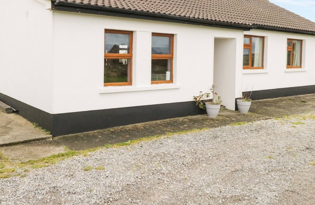 ERRISBEG, pet friendly in Ballyconneely, County Galway