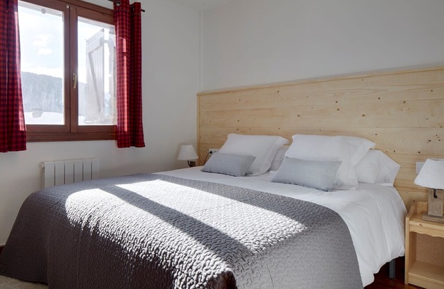 Esquiros by FeelFree Rentals