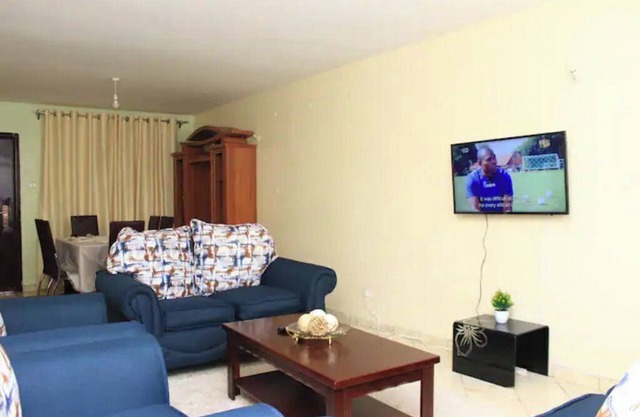 Essy's Comfy Two Bedroom Apt in Milimani Nakuru