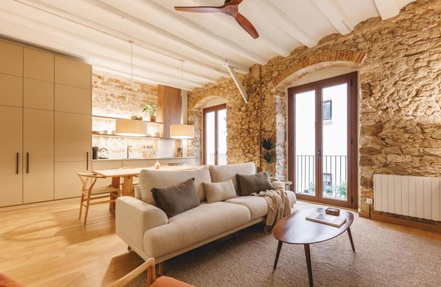 Estudi Verd - Holiday apartment rental in Girona | Bravissimo